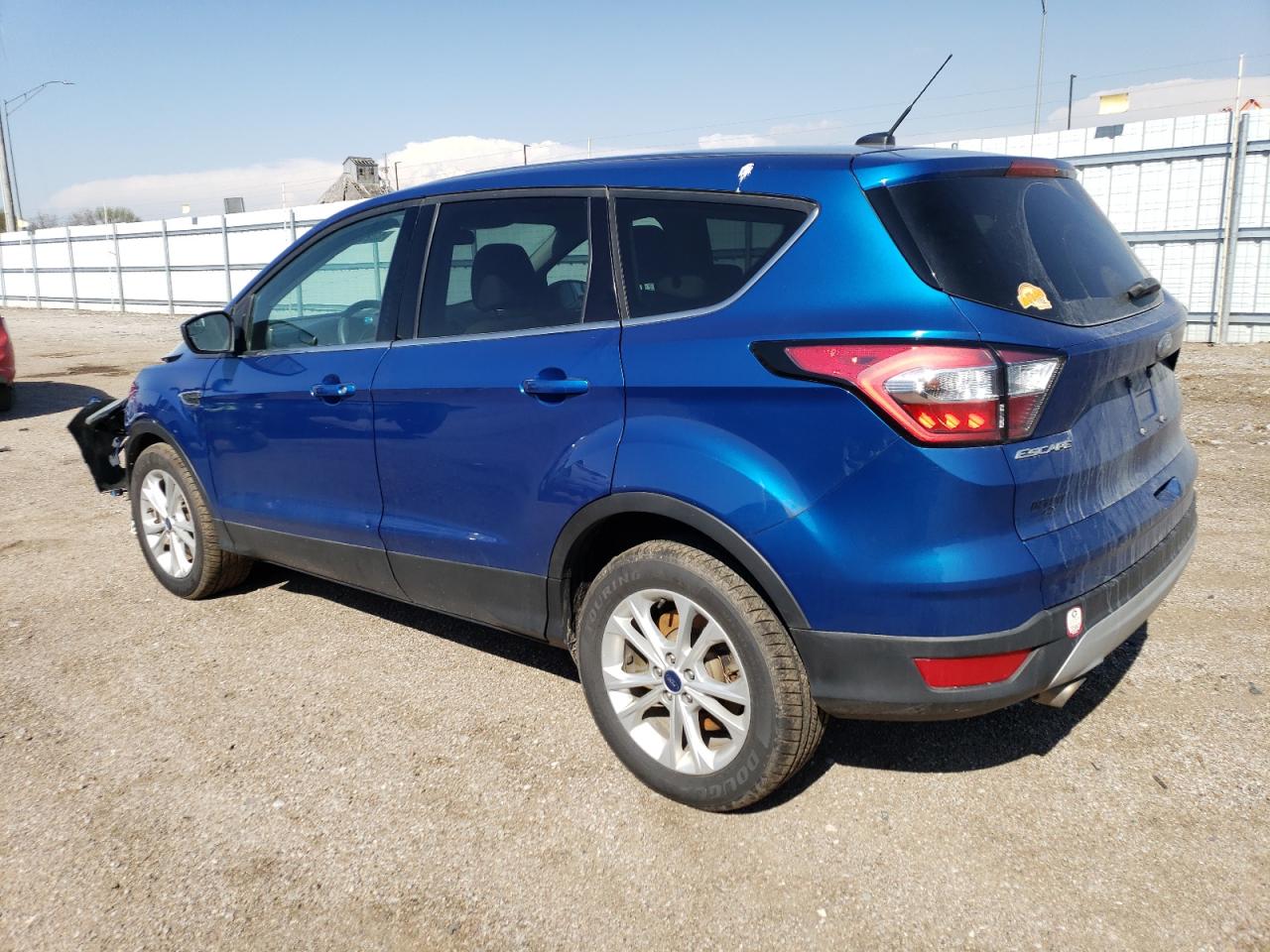 Photo 1 VIN: 1FMCU9GD4HUA16216 - FORD ESCAPE 