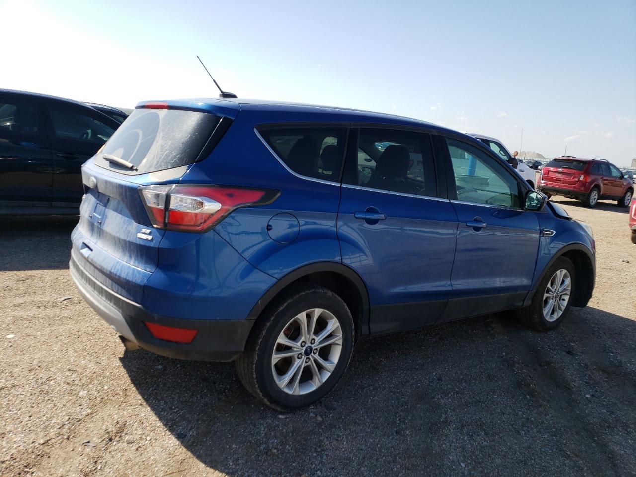 Photo 2 VIN: 1FMCU9GD4HUA16216 - FORD ESCAPE 