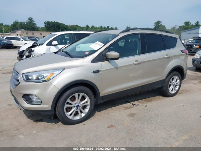 Photo 1 VIN: 1FMCU9GD4HUA69272 - FORD ESCAPE 