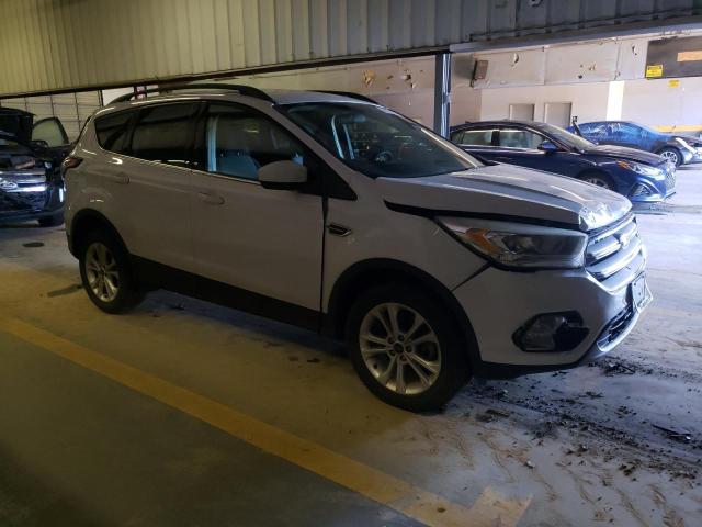 Photo 3 VIN: 1FMCU9GD4HUC03827 - FORD ESCAPE SE 