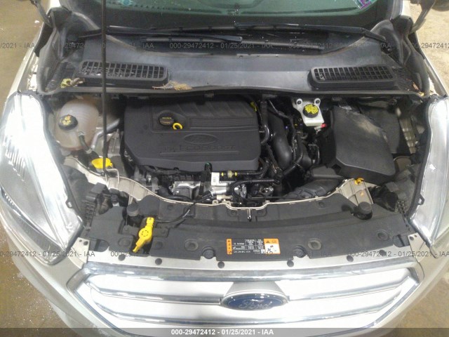 Photo 9 VIN: 1FMCU9GD4HUC32731 - FORD ESCAPE 