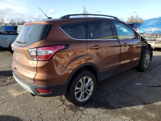 Photo 2 VIN: 1FMCU9GD4HUC92489 - FORD ESCAPE 