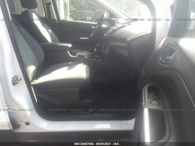 Photo 4 VIN: 1FMCU9GD4HUD23336 - FORD ESCAPE 