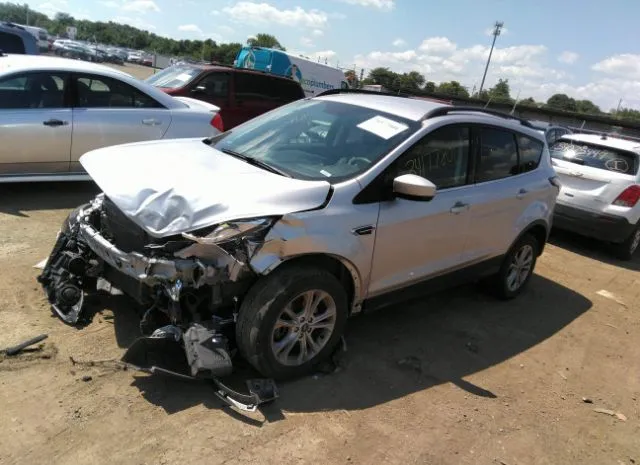 Photo 1 VIN: 1FMCU9GD4JUA29618 - FORD ESCAPE 