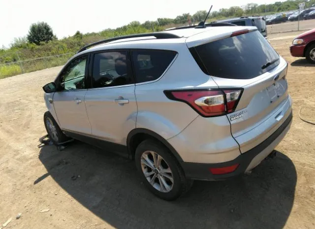 Photo 2 VIN: 1FMCU9GD4JUA29618 - FORD ESCAPE 