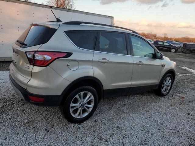 Photo 2 VIN: 1FMCU9GD4JUB42761 - FORD ESCAPE 