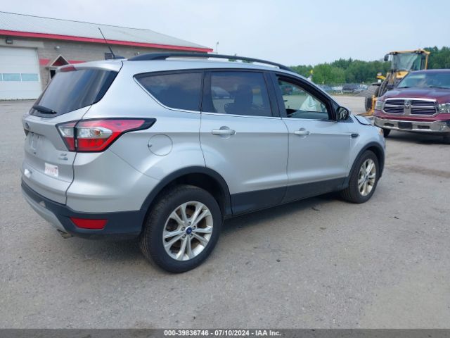 Photo 3 VIN: 1FMCU9GD4JUC56596 - FORD ESCAPE 