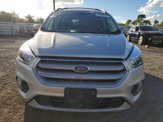 Photo 4 VIN: 1FMCU9GD4JUD24931 - FORD ESCAPE 