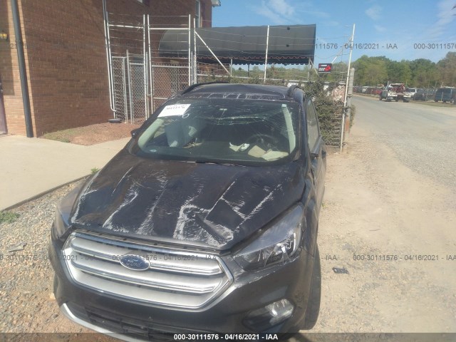 Photo 5 VIN: 1FMCU9GD4JUD49666 - FORD ESCAPE 