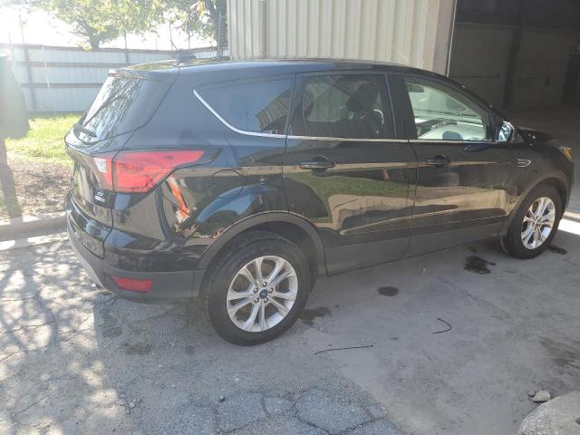 Photo 2 VIN: 1FMCU9GD4KUA66959 - FORD ESCAPE SE 