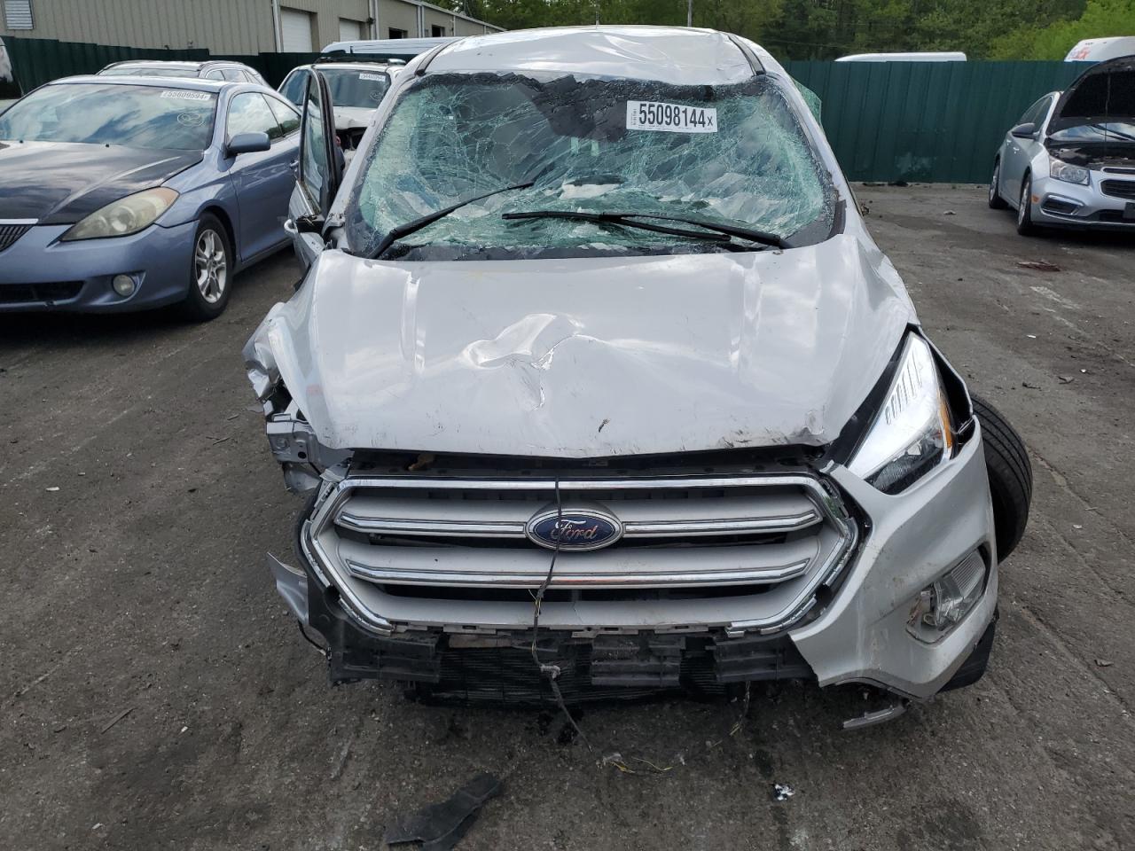 Photo 4 VIN: 1FMCU9GD4KUA95040 - FORD ESCAPE 