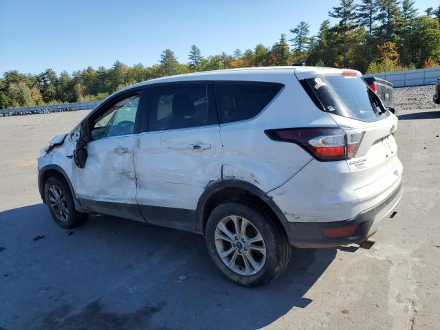 Photo 1 VIN: 1FMCU9GD5HUB47882 - FORD ESCAPE SE 