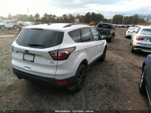 Photo 3 VIN: 1FMCU9GD5HUD99342 - FORD ESCAPE 