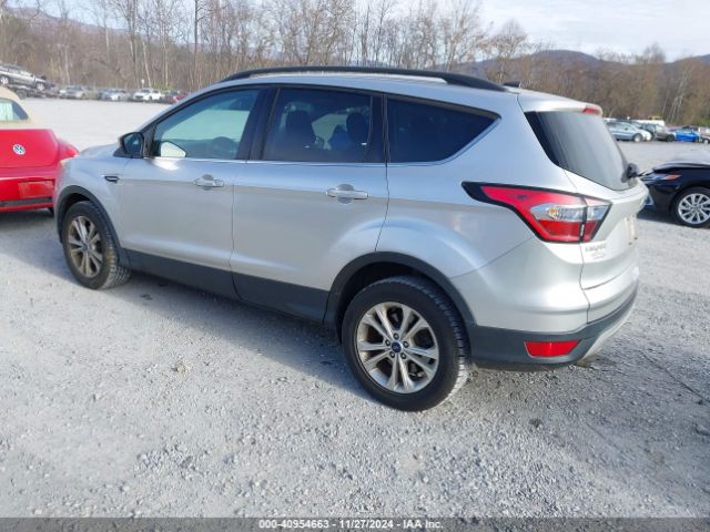 Photo 2 VIN: 1FMCU9GD5JUA04923 - FORD ESCAPE 