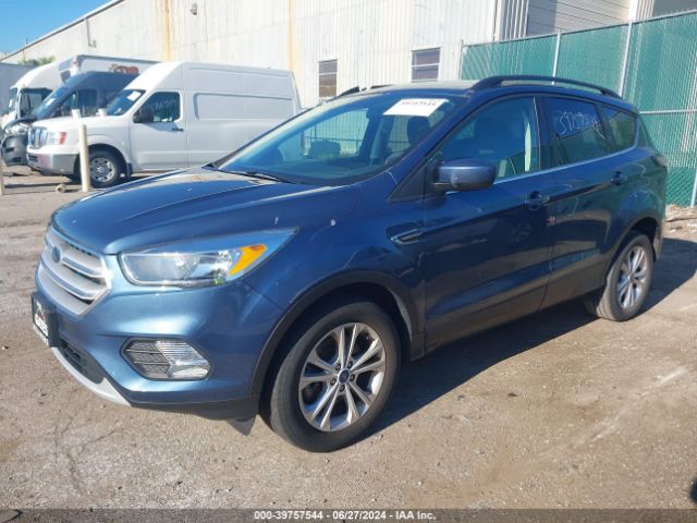 Photo 1 VIN: 1FMCU9GD5JUA18496 - FORD ESCAPE 