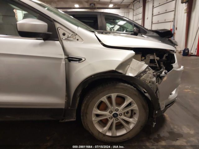 Photo 5 VIN: 1FMCU9GD5JUA73322 - FORD ESCAPE 