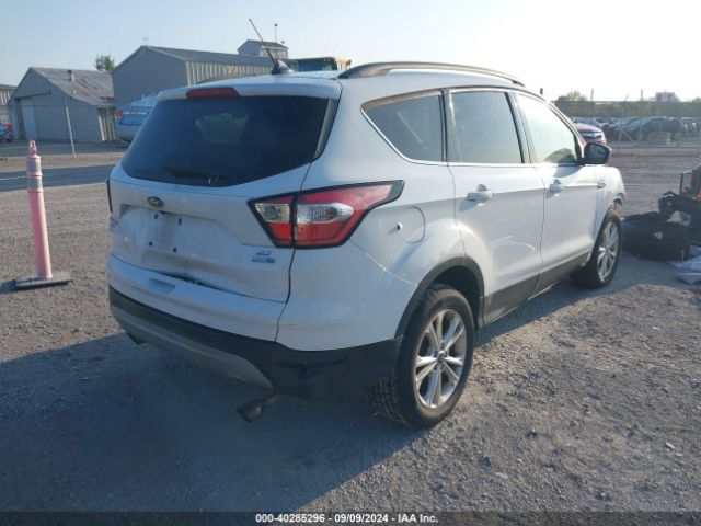 Photo 3 VIN: 1FMCU9GD5JUB79608 - FORD ESCAPE 