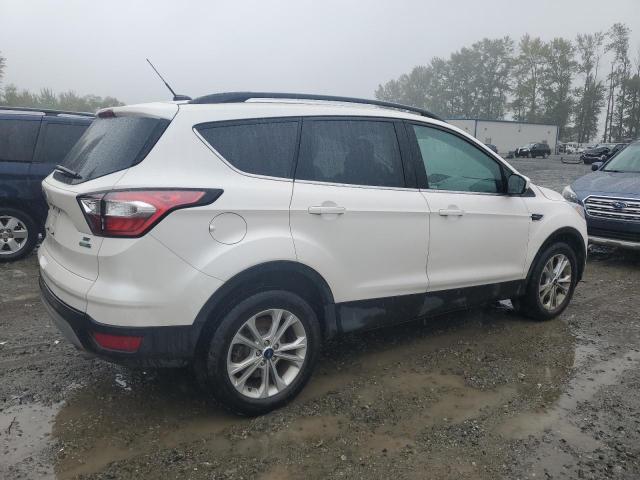 Photo 2 VIN: 1FMCU9GD5JUD22668 - FORD ESCAPE SE 