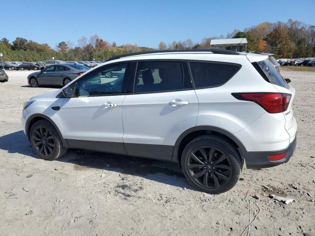 Photo 1 VIN: 1FMCU9GD5KUA30603 - FORD ESCAPE SE 