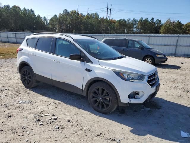 Photo 3 VIN: 1FMCU9GD5KUA30603 - FORD ESCAPE SE 