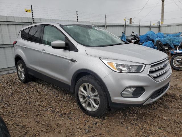 Photo 3 VIN: 1FMCU9GD5KUA31685 - FORD ESCAPE SE 