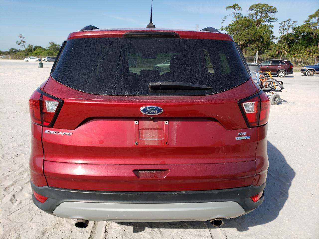 Photo 5 VIN: 1FMCU9GD5KUA43691 - FORD ESCAPE 