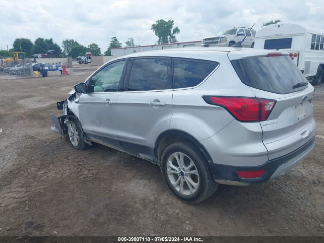 Photo 2 VIN: 1FMCU9GD5KUA69675 - FORD ESCAPE 