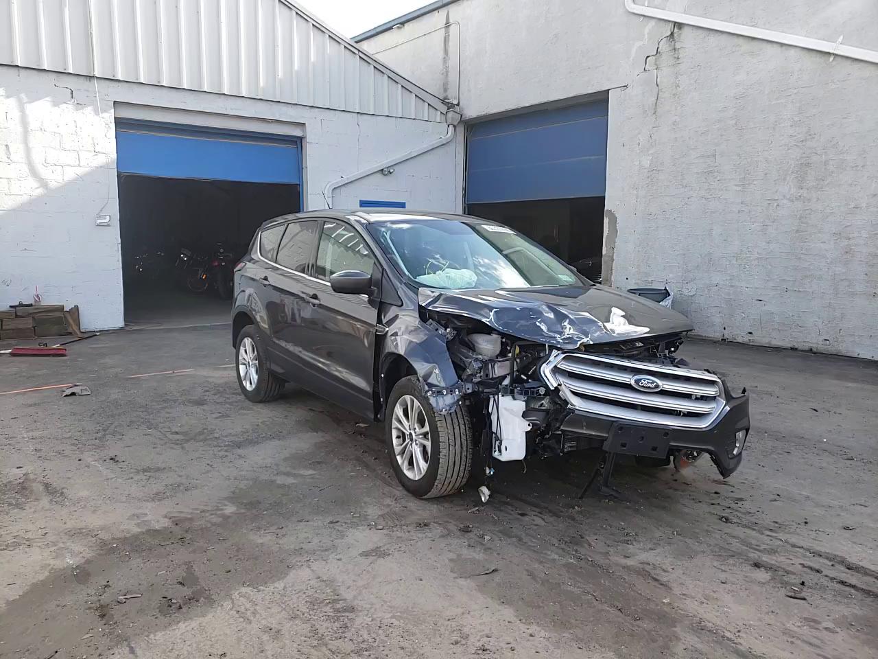 Photo 10 VIN: 1FMCU9GD5KUB30913 - FORD ESCAPE SE 