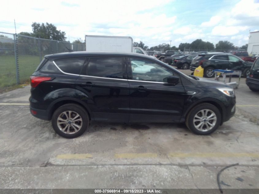 Photo 12 VIN: 1FMCU9GD5KUC00295 - FORD ESCAPE 