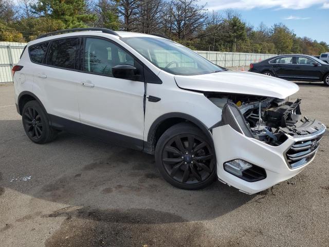 Photo 3 VIN: 1FMCU9GD5KUC17954 - FORD ESCAPE SE 