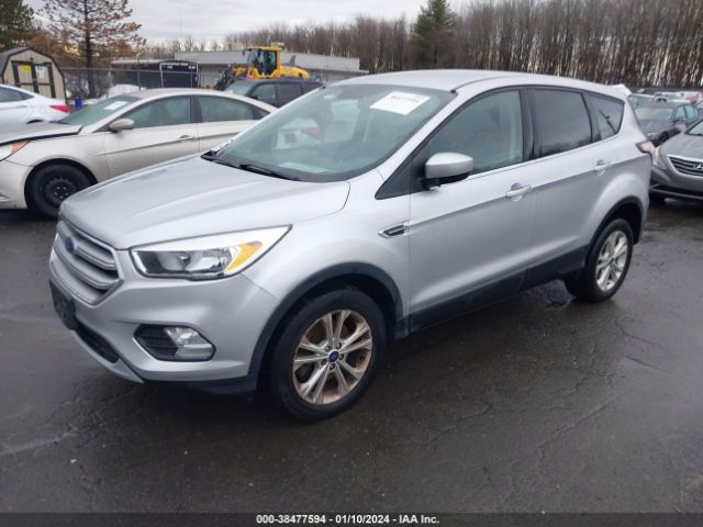 Photo 1 VIN: 1FMCU9GD6HUC17387 - FORD ESCAPE 