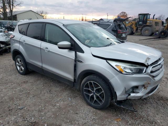 Photo 3 VIN: 1FMCU9GD6HUC45626 - FORD ESCAPE SE 