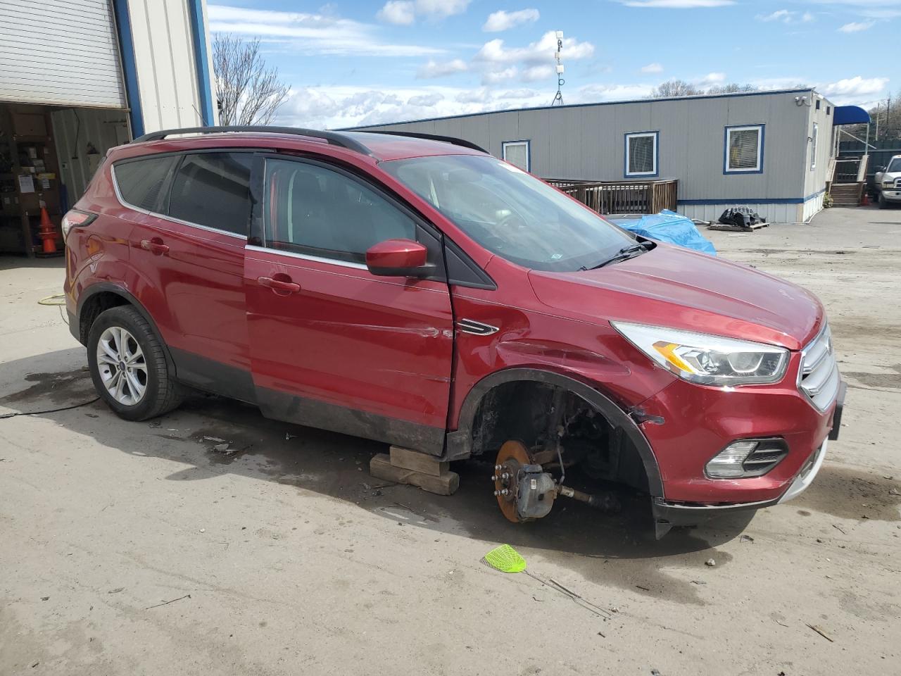 Photo 3 VIN: 1FMCU9GD6HUC71319 - FORD ESCAPE 