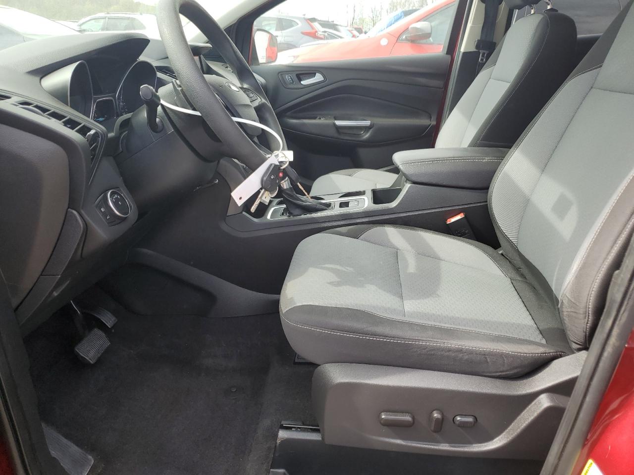 Photo 6 VIN: 1FMCU9GD6HUC71319 - FORD ESCAPE 