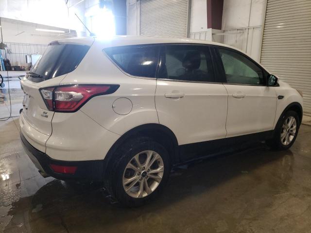 Photo 2 VIN: 1FMCU9GD6HUD77852 - FORD ESCAPE SE 