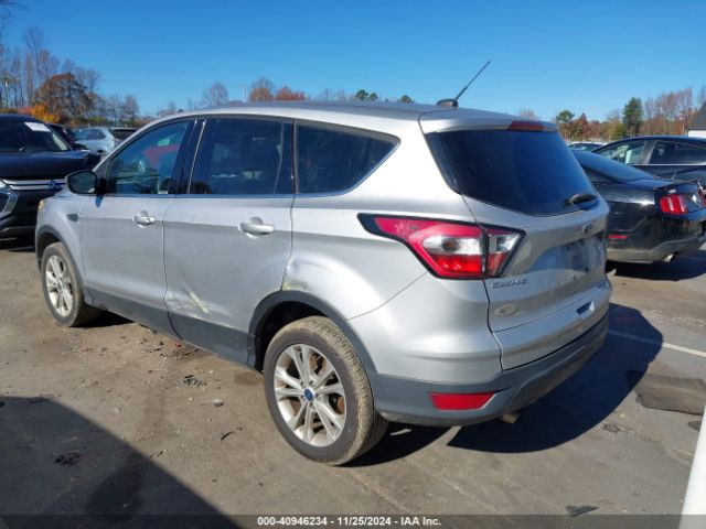 Photo 2 VIN: 1FMCU9GD6HUE48743 - FORD ESCAPE 