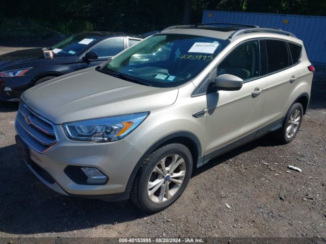 Photo 1 VIN: 1FMCU9GD6HUE61900 - FORD ESCAPE 