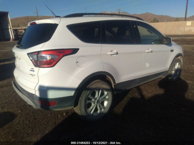 Photo 3 VIN: 1FMCU9GD6JUA73801 - FORD ESCAPE 