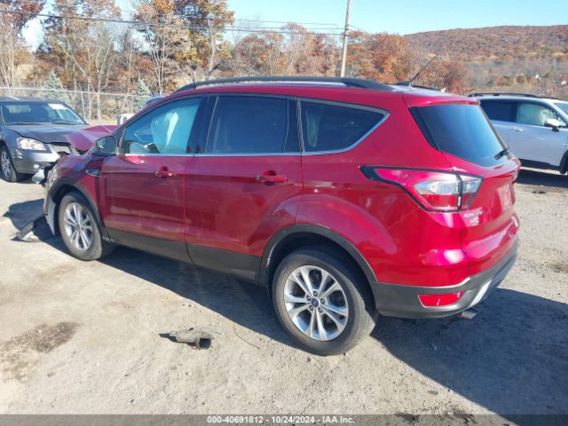 Photo 2 VIN: 1FMCU9GD6JUA93563 - FORD ESCAPE 