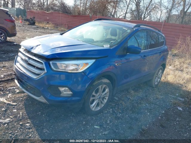 Photo 1 VIN: 1FMCU9GD6JUB23483 - FORD ESCAPE 