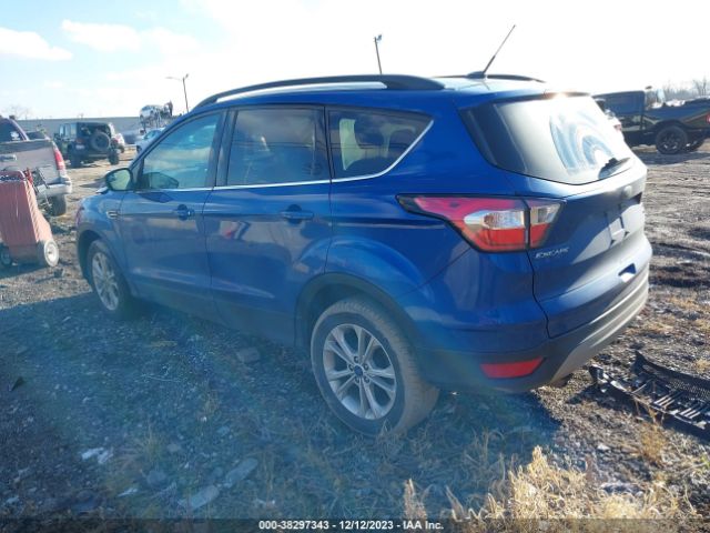 Photo 2 VIN: 1FMCU9GD6JUB23483 - FORD ESCAPE 