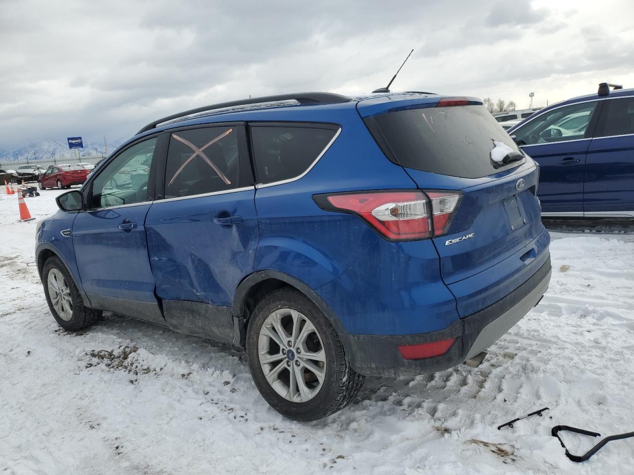 Photo 1 VIN: 1FMCU9GD6JUB28697 - FORD ESCAPE 