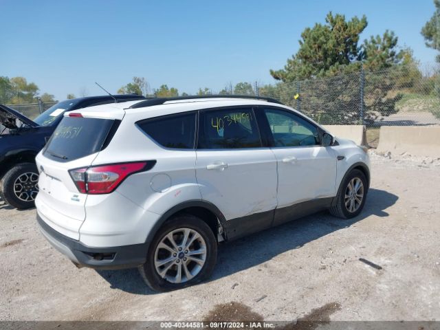 Photo 3 VIN: 1FMCU9GD6JUB77446 - FORD ESCAPE 