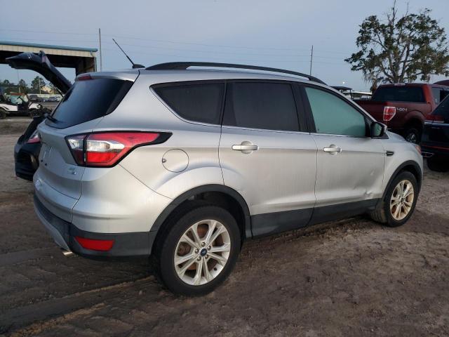 Photo 2 VIN: 1FMCU9GD6JUC00661 - FORD ESCAPE SE 