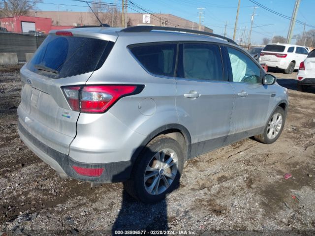 Photo 3 VIN: 1FMCU9GD6JUC74842 - FORD ESCAPE 