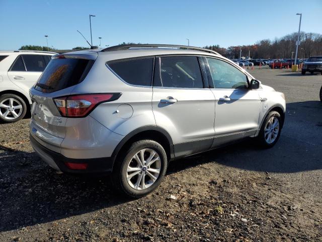 Photo 2 VIN: 1FMCU9GD6JUD53556 - FORD ESCAPE SE 