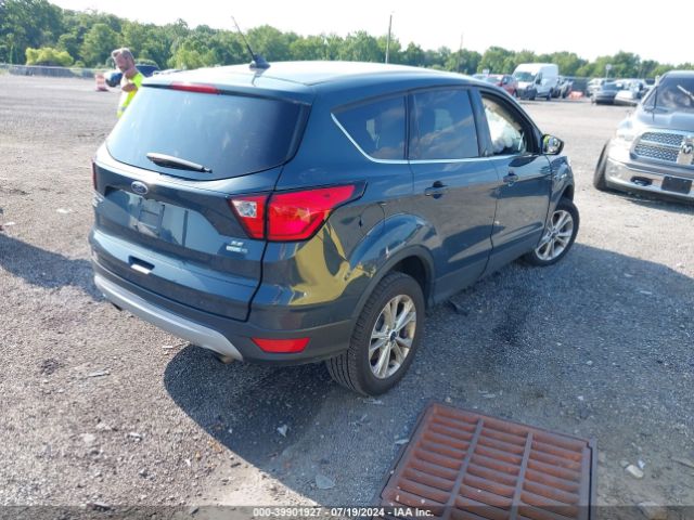 Photo 3 VIN: 1FMCU9GD6KUB75682 - FORD ESCAPE 