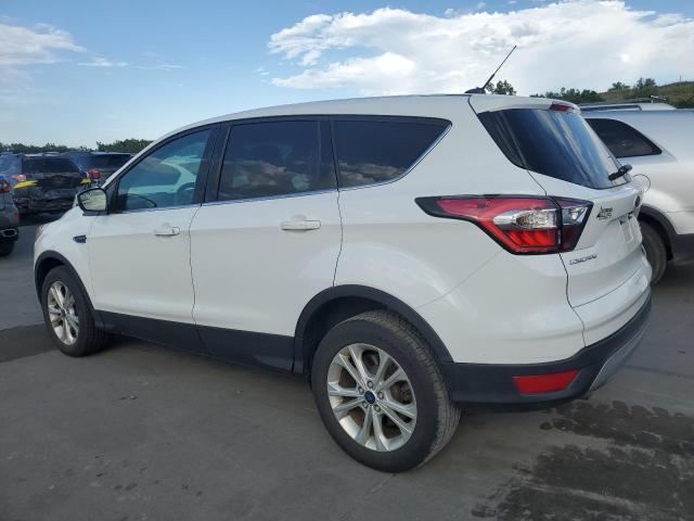 Photo 1 VIN: 1FMCU9GD7HUB08274 - FORD ESCAPE 