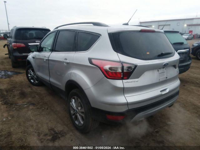 Photo 2 VIN: 1FMCU9GD7HUB21168 - FORD ESCAPE 