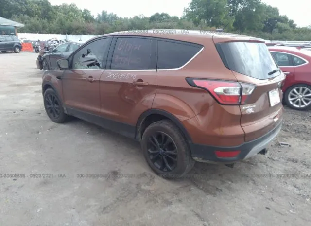 Photo 2 VIN: 1FMCU9GD7HUC15017 - FORD ESCAPE 